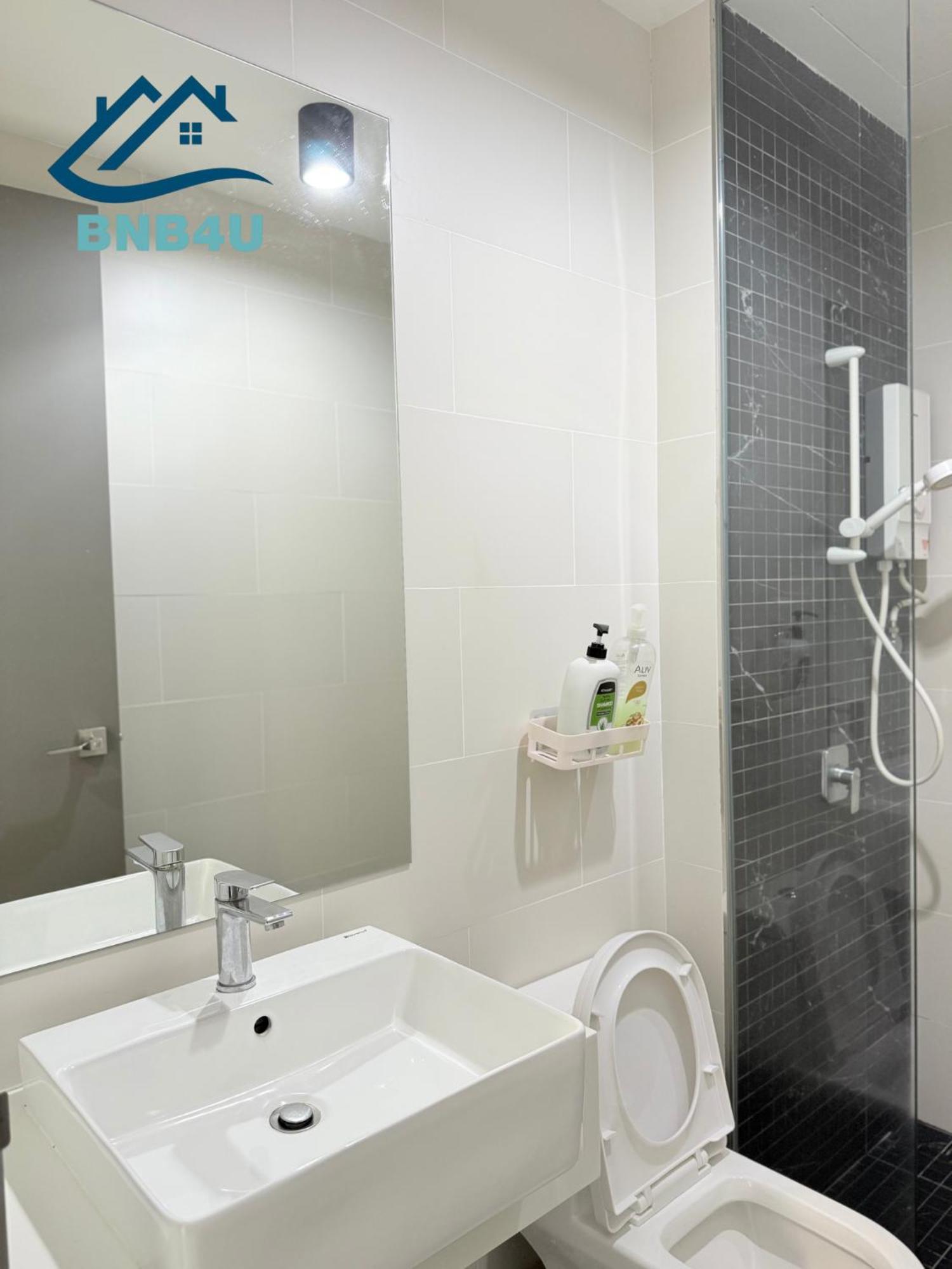 Beacon Executive Suites - Georgetown Penang Bagian luar foto