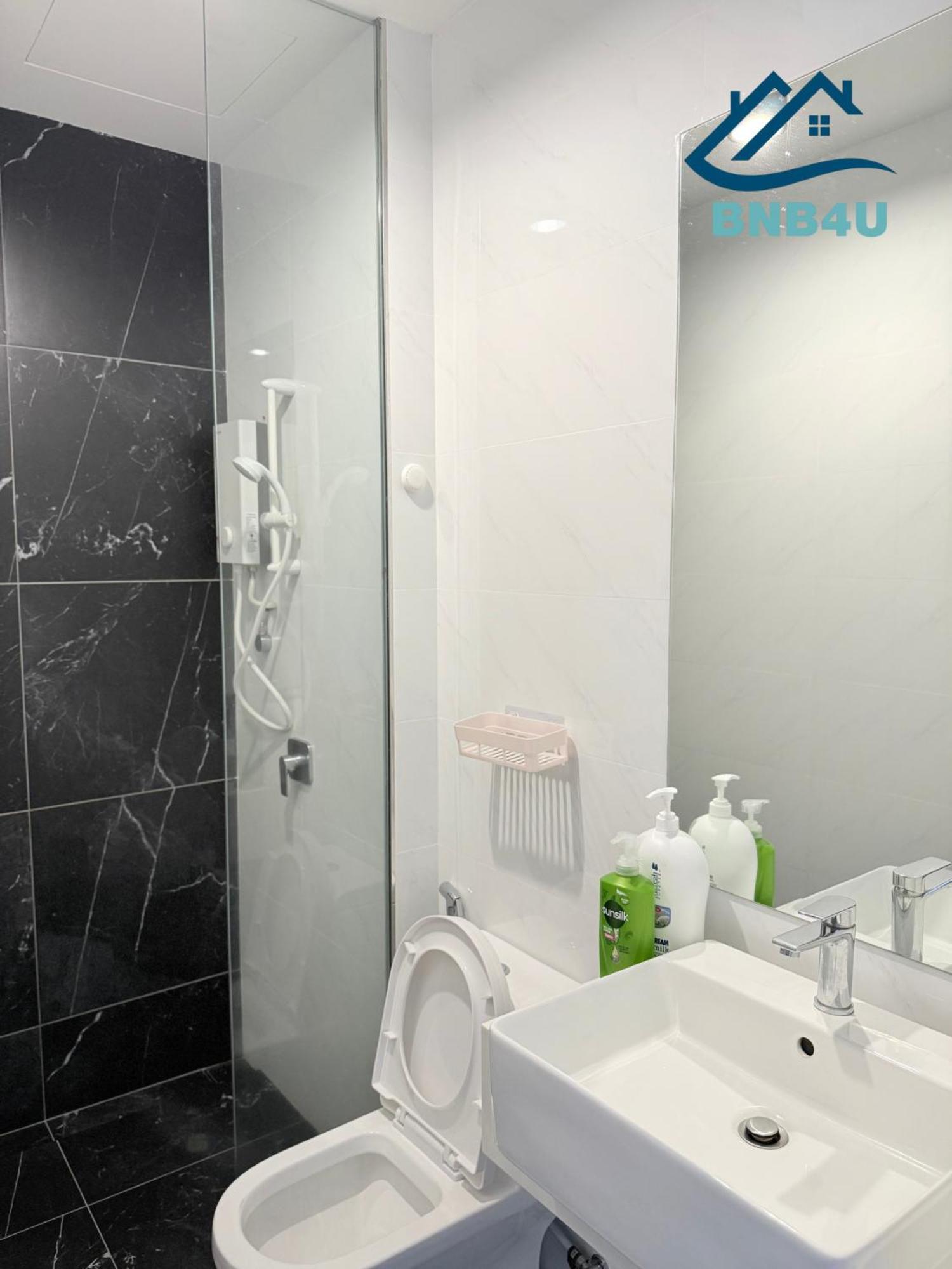 Beacon Executive Suites - Georgetown Penang Bagian luar foto